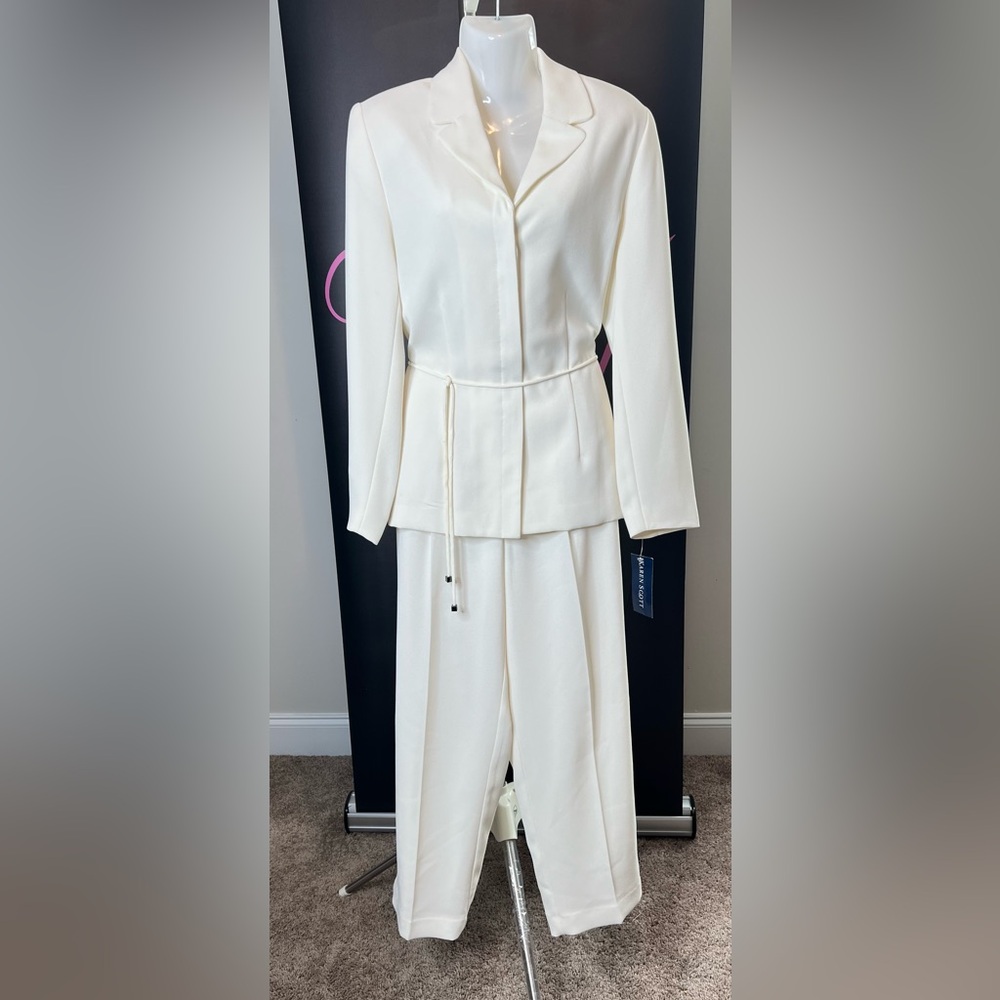 Karen Scott Elegant Cream Pantsuit NWT